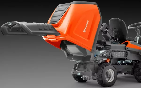 Tondeuse frontale professionnelle à quatre roues Husqvarna RC 320Ts AWD - appareil de base sans plateau de coupe - modèle 2025-Neuf – Image 14