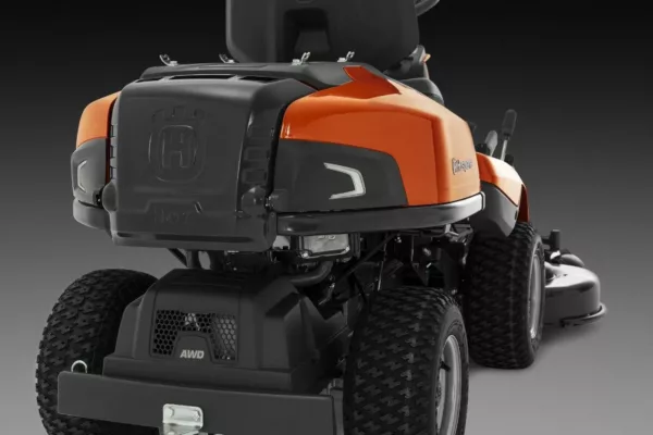 Tondeuse frontale professionnelle à quatre roues Husqvarna R 316TX AWD - appareil de base sans tondeuse - modèle 2025-Neuf – Image 5