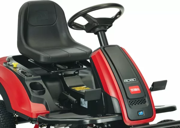 Tracteur de pelouse à batterie Toro eS3000SD - modèle 2025-Neuf – Image 7